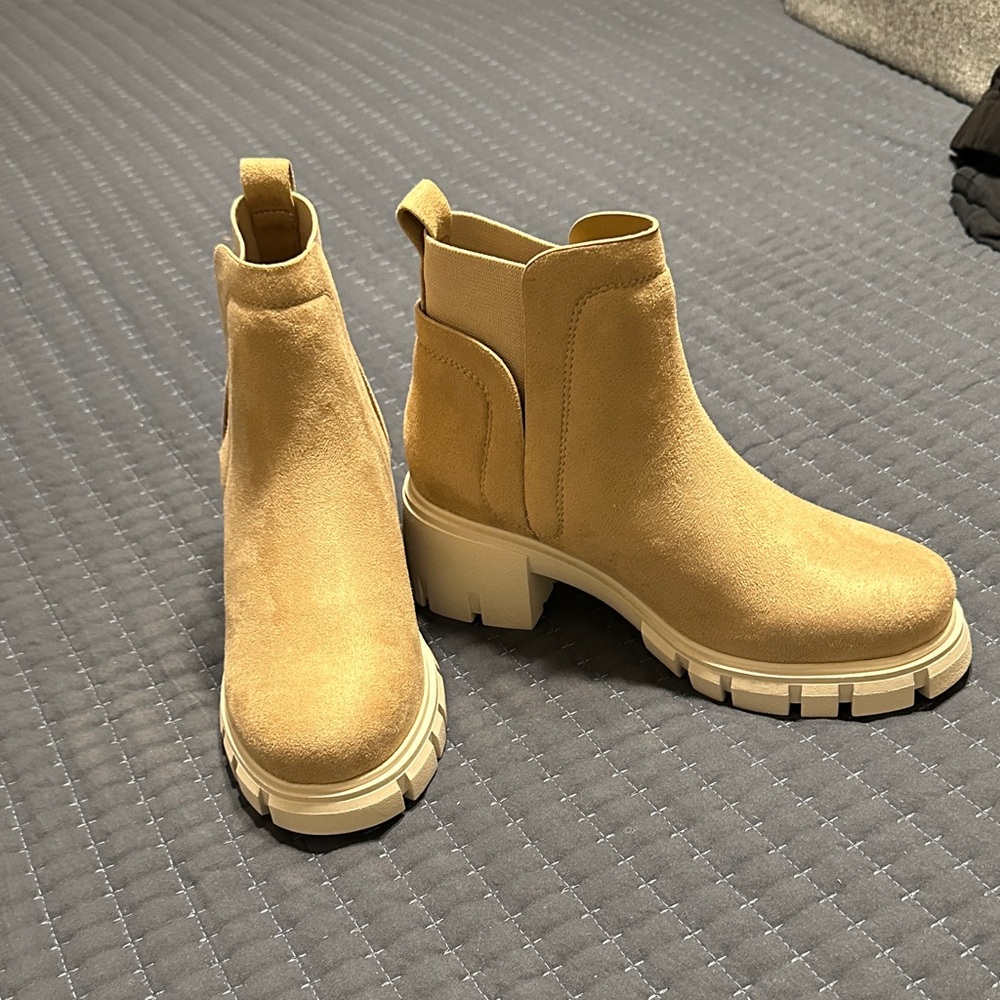 Soda Light Tan Ankle Booties